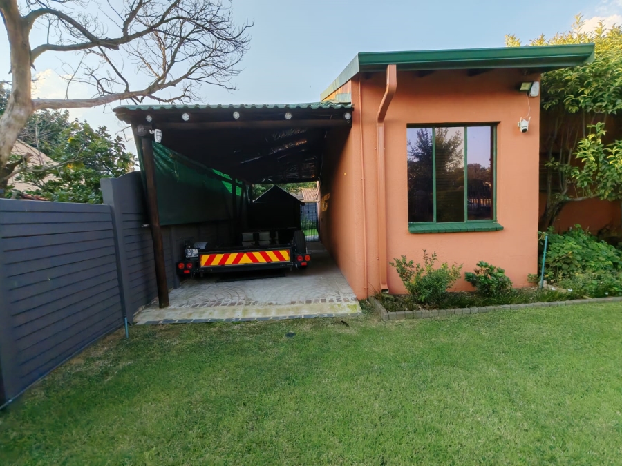 3 Bedroom Property for Sale in Sasolburg Ext 11 Free State